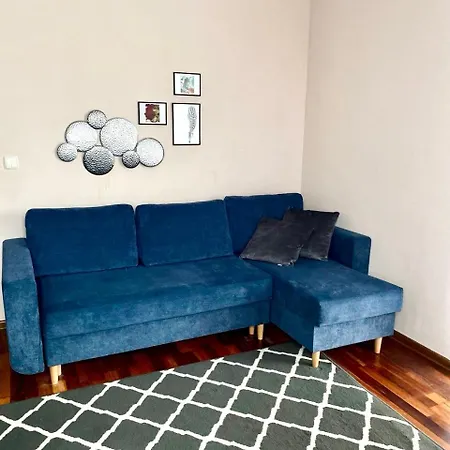 Three-room On Skarbka Z Gor דירה *