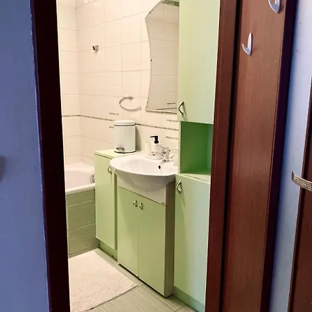 Three-room On Skarbka Z Gor Apartamento